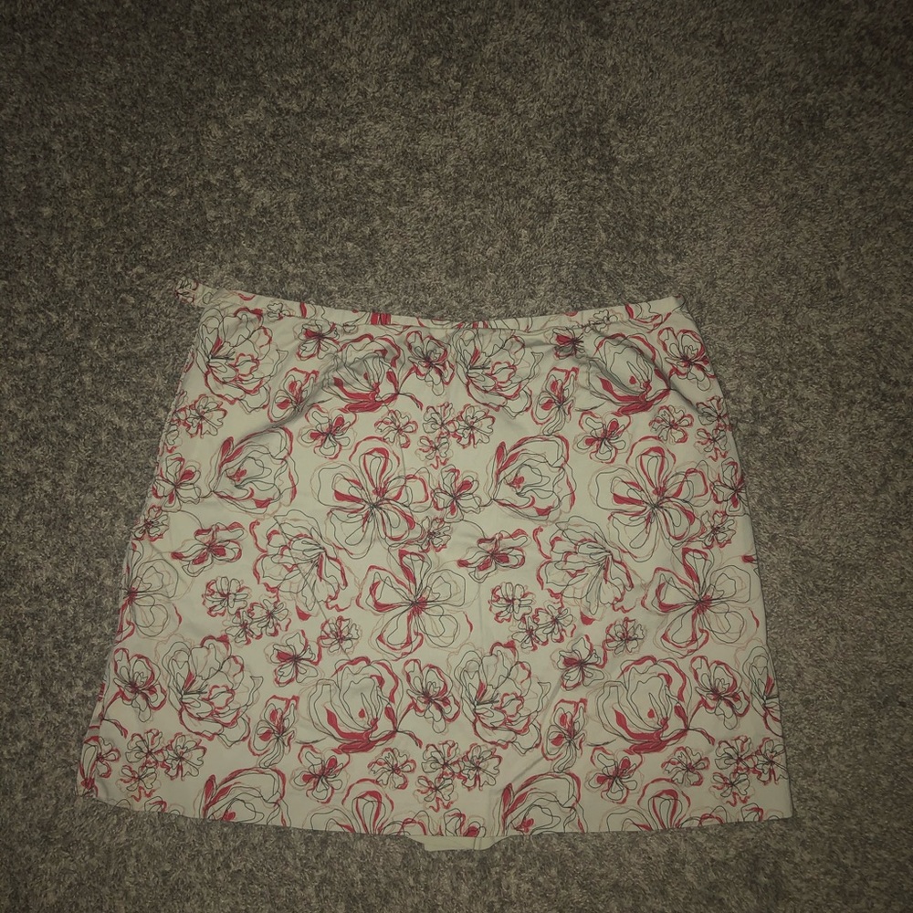 FLORAL TAN/RED SKIRT WITH SHORTS